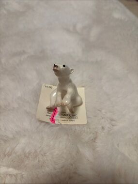 Vintage Hagen-Renaker White Ceramic Polar Bear Figurine - Glazed Collectible